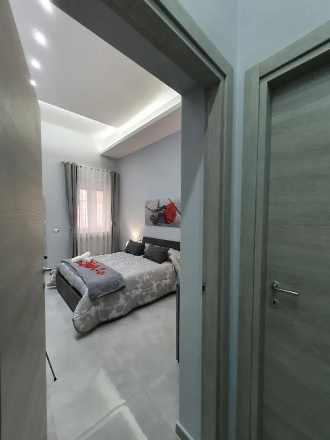 Serenity Home 68 Naples