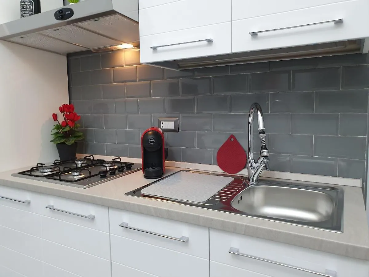 Serenity Home 68 Неаполь Апартаменты