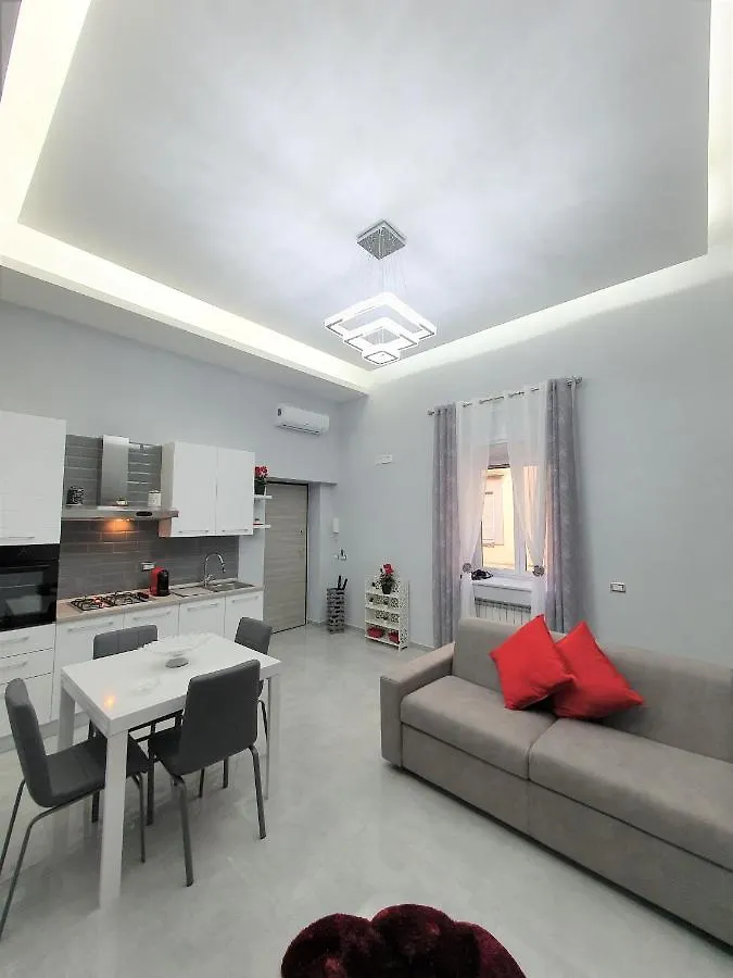 Serenity Home 68 Naples Apartment