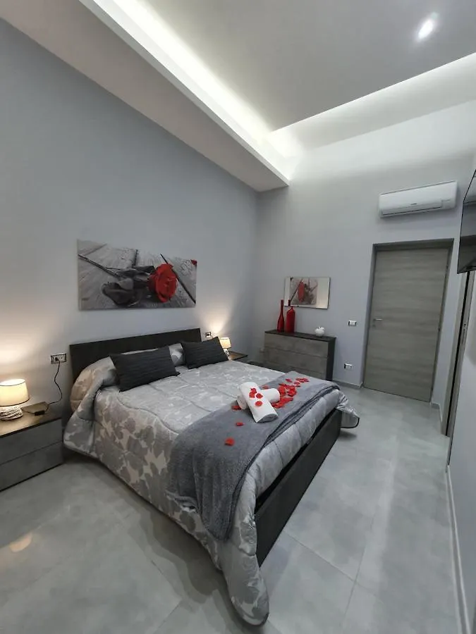 Serenity Home 68 Naples